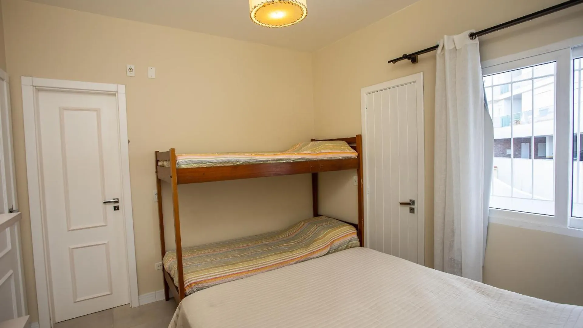 Holiday home Duplex No 01 De 2 Quartos Frente Ao Mar Bombinhas
